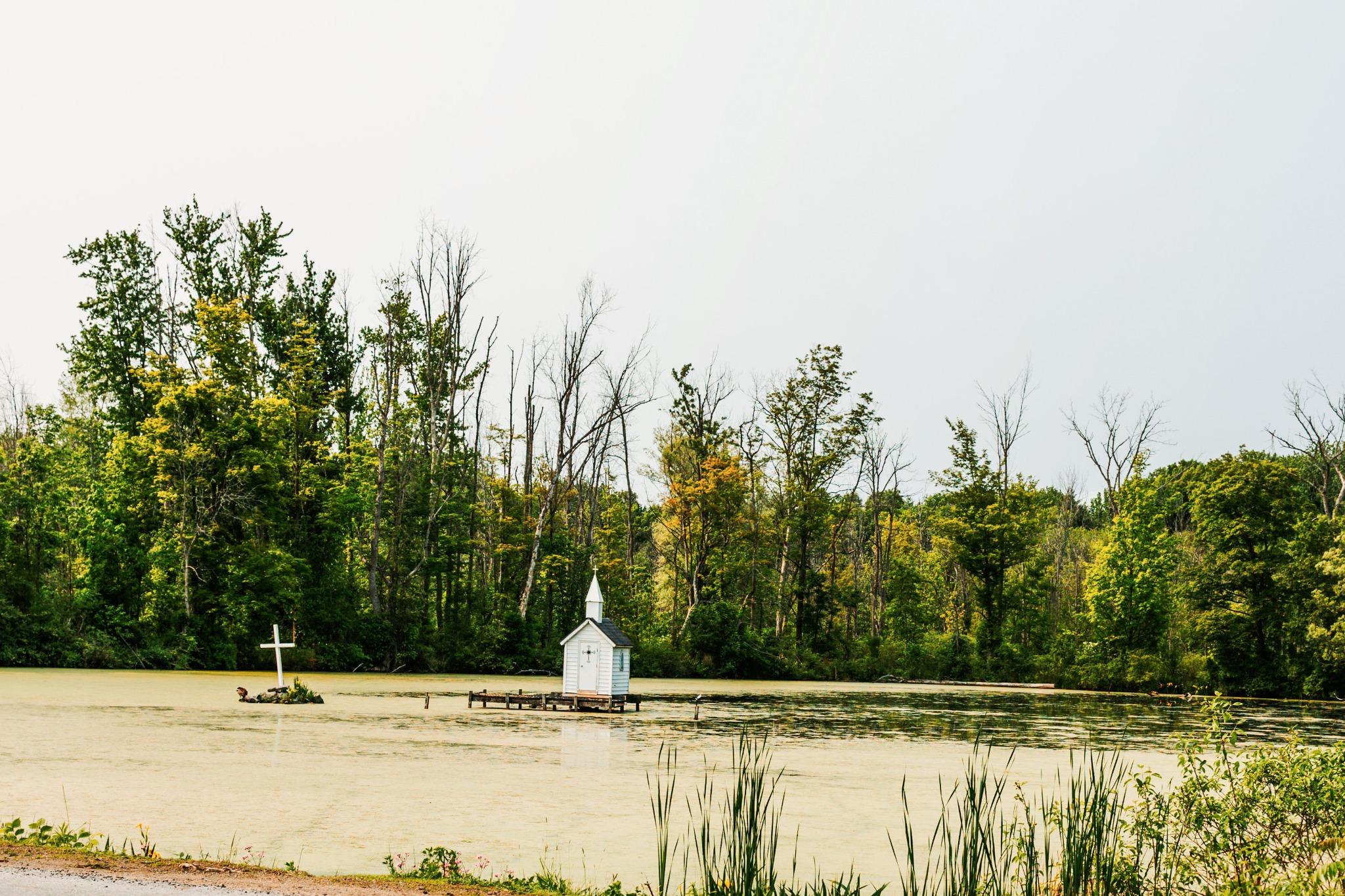 Smallest_Church_compressed